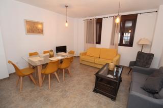 Zweistöckige Wohnung in Casco Histórico