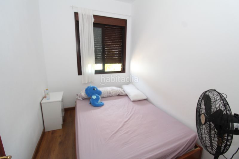 Foto ffd3f42f-00d5-4fa8-bb39-23726aaf62b9. Casa adossada a Atajate