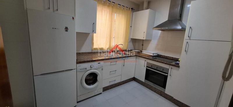 Foto 4f6cad4d-f621-4a67-a747-c041a4f9b47b. Appartement avec parking dans Centro Utrera