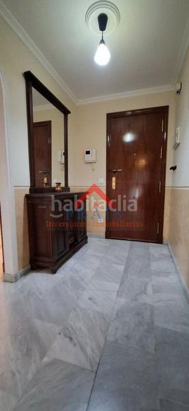Foto 429f04ac-0b5b-4729-b9ea-702e08734e20. Pis amb aparcament a Consolación Utrera