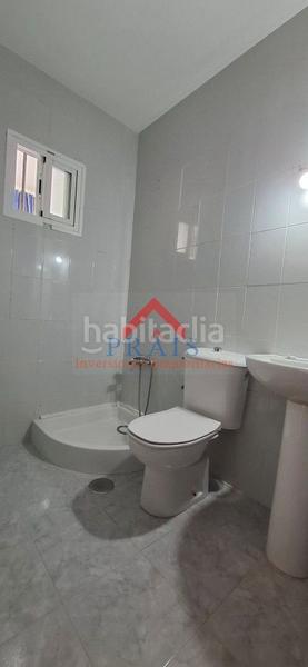Foto d1c724ea-4eea-4f31-a5be-33f607c17d7d. Casa a schiera con parcheggio in Centro Utrera