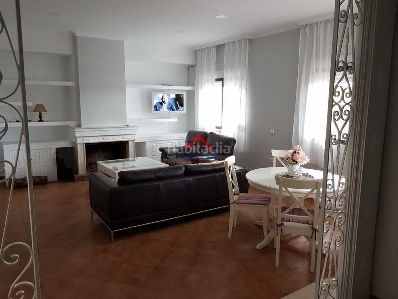 Foto 7fa8a9d7-abd2-467c-8e5d-0976f2fa7180. Chalet  en venta en extrarradio la pachequilla, 3 dormitorios. en Utrera