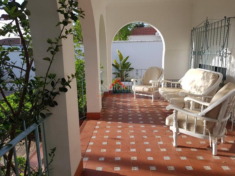 Foto a2886523-3e9b-4dd0-aeec-be4bd92f07ec. Chalet  en venta en extrarradio la pachequilla, 3 dormitorios. en Utrera