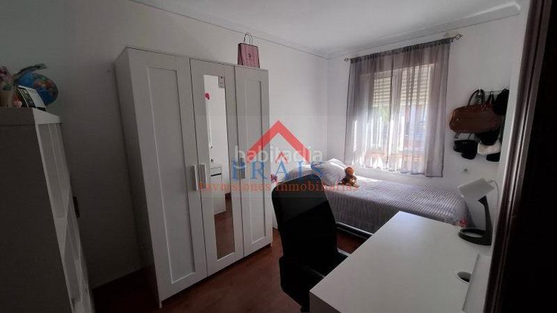 Foto a12e378d-85c8-46d8-a4c6-5e64d14736d0. Pis a Salesianos Utrera