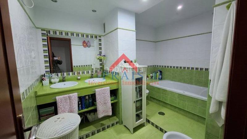 Foto f3124ab7-671f-4a49-b797-7cd80a04aacd. Pis a Salesianos Utrera