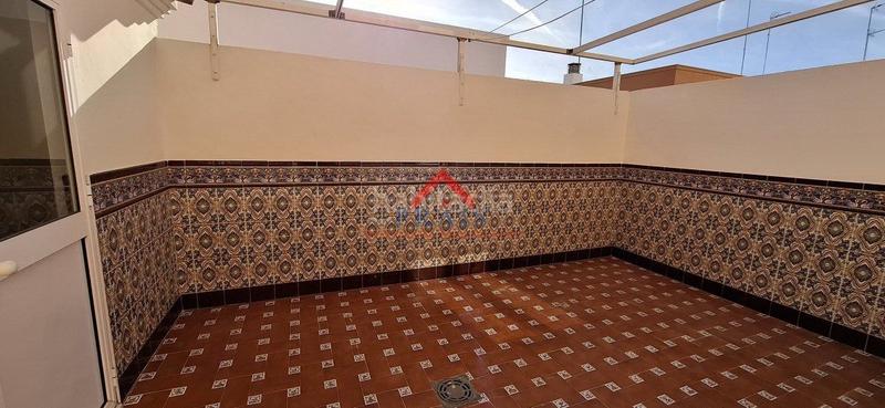 Foto 221ef910-fc2b-4459-8ee0-fe8049f87284. Semi detached house with parking in Consolación Utrera