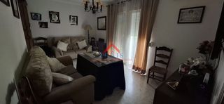 Piso en Centro. Piso en venta en avda. mª auxiliadora, 3 dormitorios.