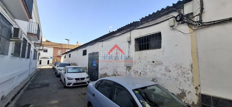 Foto f964b25f-f621-4d43-a30f-3b1b0d284890. Nau industrial a Estación - La Fontanilla - El Tinte Utrera
