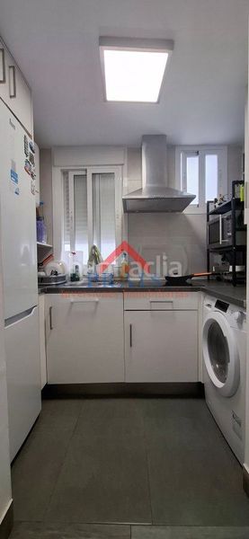 Foto 699d2469-fa3c-4303-94c7-b12349bd8d4b. Pis a Salesianos Utrera