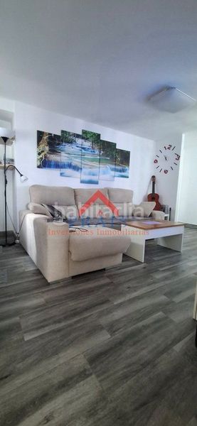 Foto c337c68f-cac5-4969-b3ae-f913e26b4ae1. Pis a Salesianos Utrera