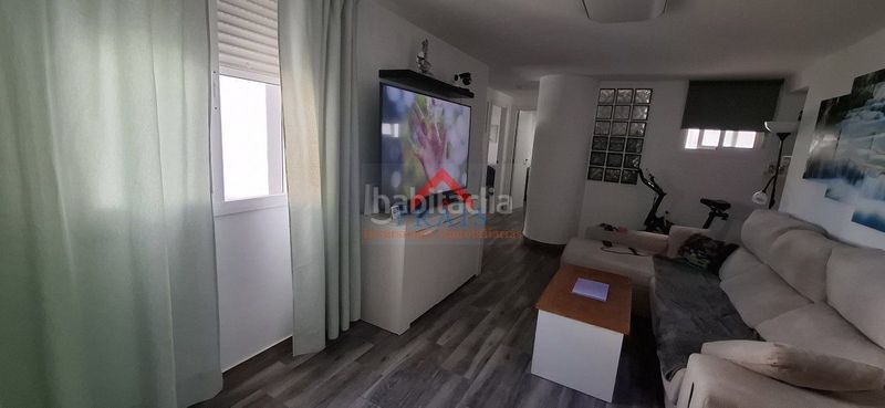 Foto d48684e4-94cb-4585-82bd-ba562a949979. Pis a Salesianos Utrera