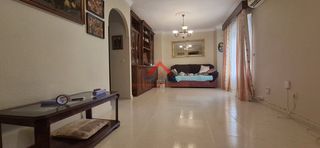 Etagenwohnung in Centro. Piso en venta en c cristo de los afligidos, 2 dormitorios.
