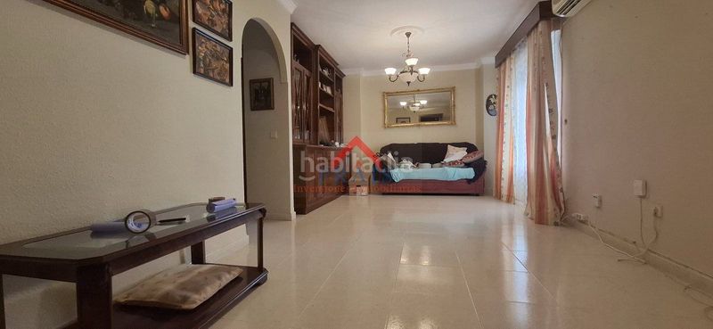 Foto 5bbbd1e2-55bd-42c2-a070-0fc74a752377. Pis a Centro Utrera
