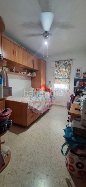 Foto 119a8d9d-2371-4c68-b91b-7d6046f6e374. Casa adossada amb aparcament a Centro Utrera
