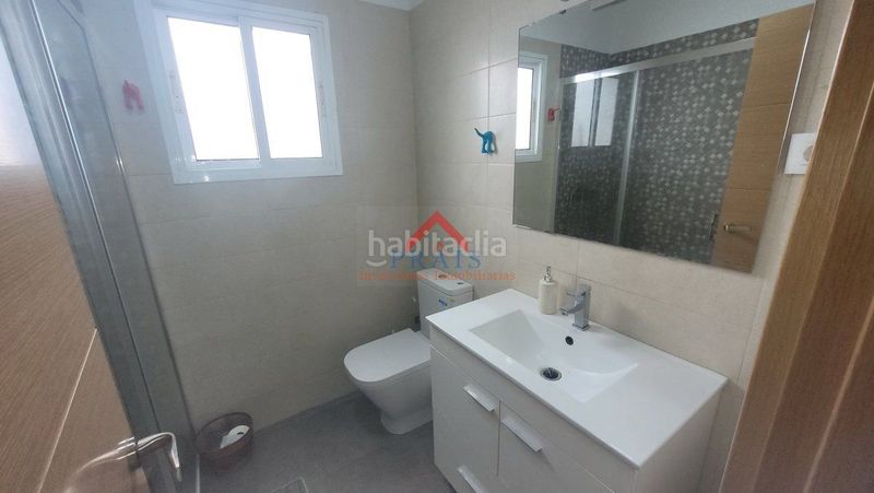 Foto a00185ce-e977-42be-82ed-c0ad1cf5290c. Piso  en venta en Centro, 3 dormitorios. en Centro Utrera