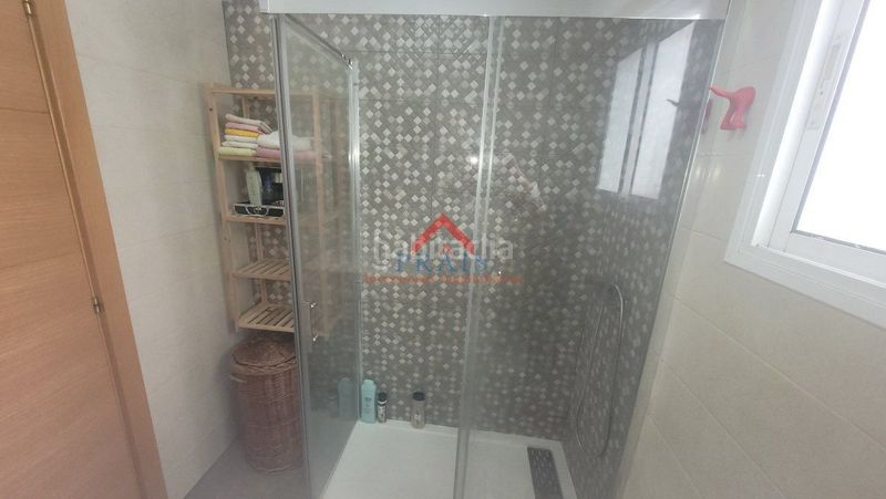 Foto d2e79b7c-07a7-4474-9f2d-4e26f7b773b2. Piso  en venta en Centro, 3 dormitorios. en Centro Utrera