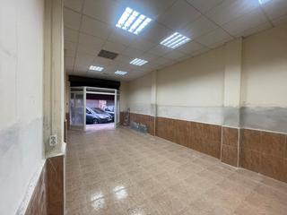Local Comercial en Carolinas Altas. Local comercial en venta en alicante