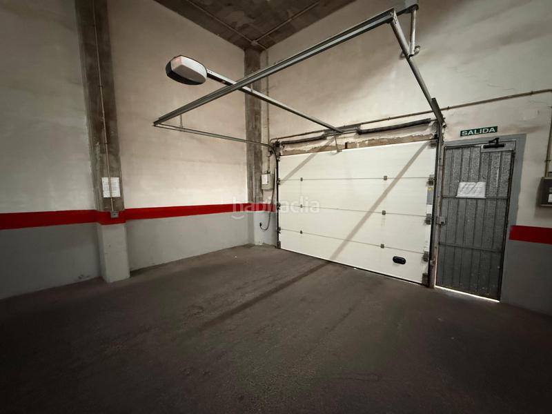 Foto ebd58719-c1fe-48ad-bb41-515025fa6330. Car parking in calle doctor carlos belmonte n9 in Alicante