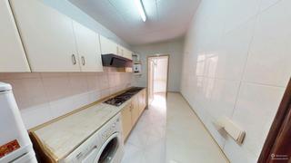 Appartement à Calle maestro luis torregrosa 17. Planta baja en venta - carolinas altas