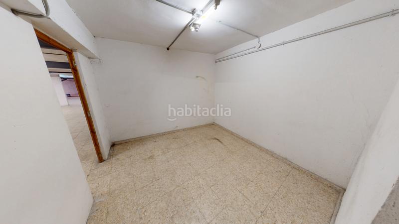 Foto d87c6436-f0be-49ce-a33a-80502bdad4c0. Lloguer local comercial a Carolinas Altas Alicante