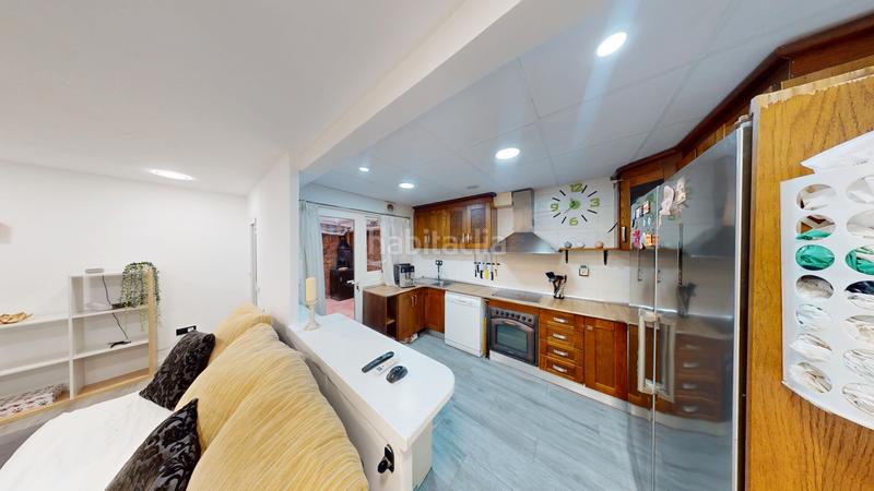 Foto 71e359a6-41a3-427f-b98c-07264122ee03. Piso  en venta en calle cánovas del castillo en Alicante