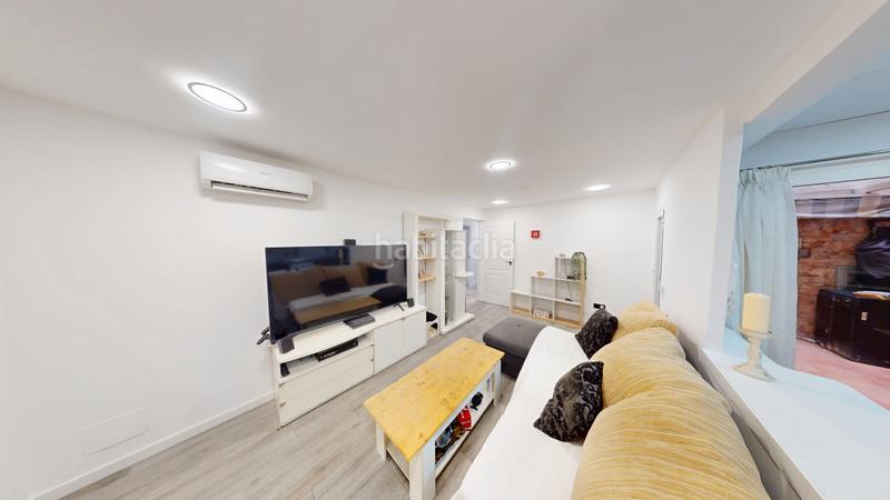 Foto 7551133a-08d9-4b69-89fb-446678d3100a. Piso  en venta en calle cánovas del castillo en Alicante