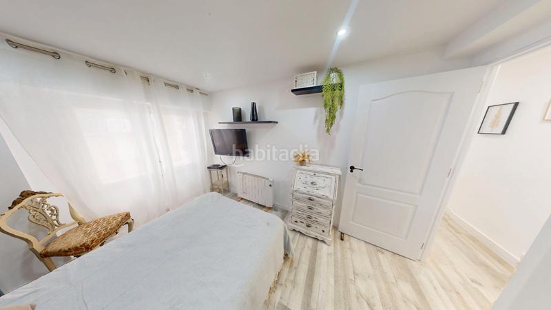 Foto 8bb35fe4-53a9-44cb-9516-ac0162c4c544. Piso  en venta en calle cánovas del castillo en Alicante
