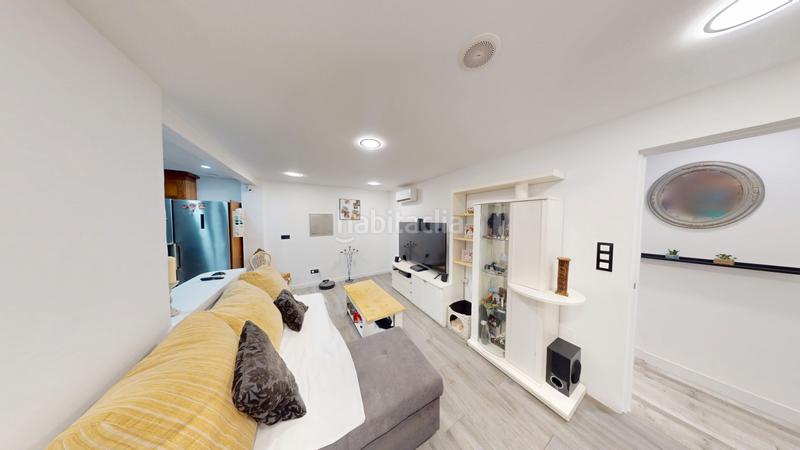 Foto d68ea8a3-301f-423b-b9af-2b66f93fcea3. Piso  en venta en calle cánovas del castillo en Alicante