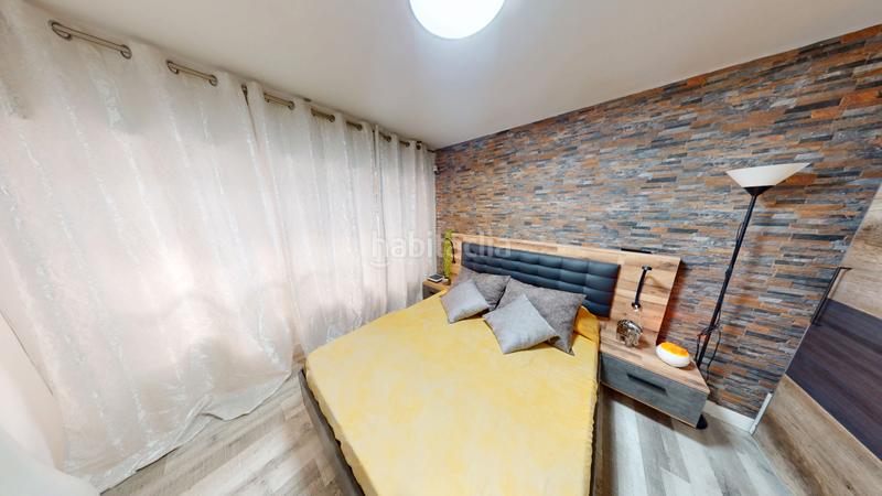 Foto e0b3154d-dc5c-4987-8f8a-a0056d735591. Piso  en venta en calle cánovas del castillo en Alicante