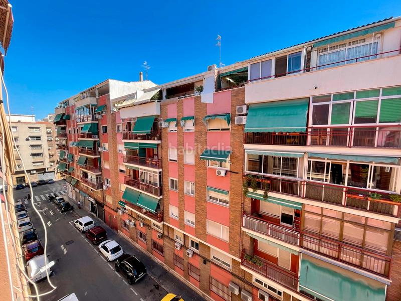 Foto 64979aed-a5e0-43eb-8324-7111dc134096. Pis amb aparcament a Carolinas Altas Alicante