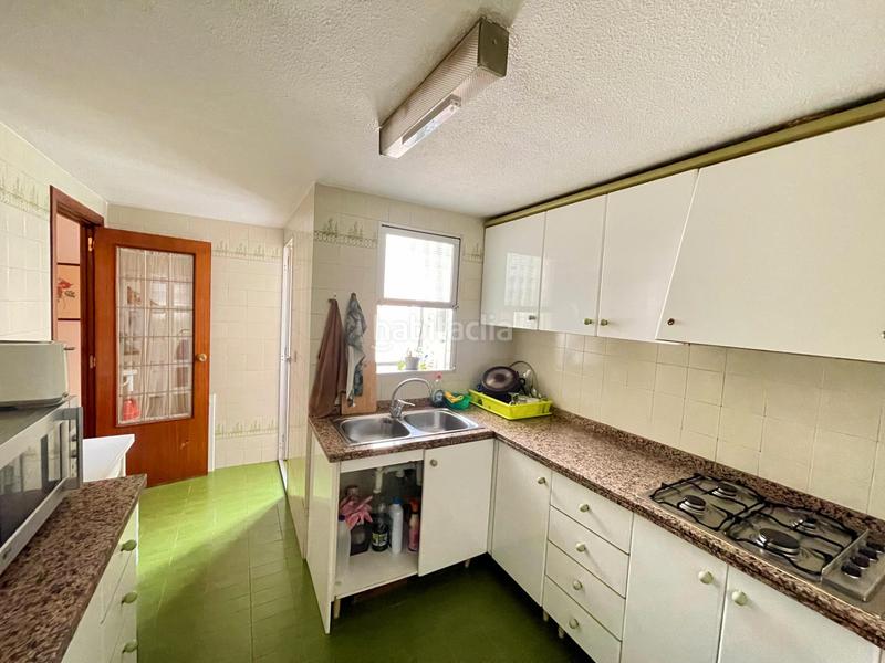 Foto 8c48385f-c8b3-4469-a7eb-a14d7acb8ef6. Pis amb aparcament a Carolinas Altas Alicante