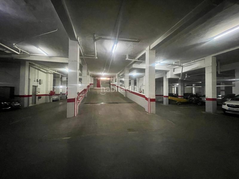 Foto a25ed6bb-6f8e-48f2-81c4-e422d2293e2d. Pis amb aparcament a Carolinas Altas Alicante