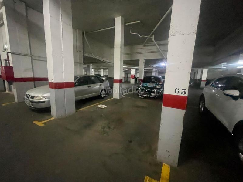 Foto c332049e-c49d-44ab-b175-19bfaf761c7a. Pis amb aparcament a Carolinas Altas Alicante