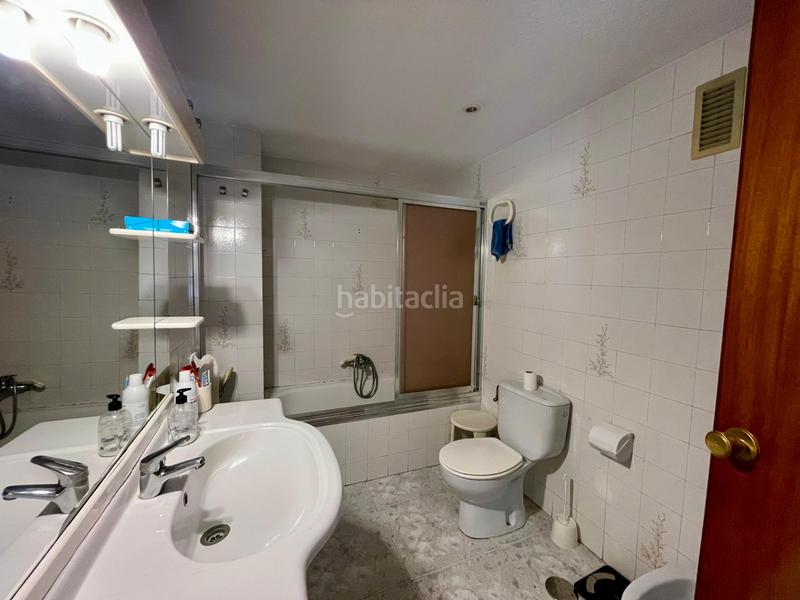 Foto dd5a2952-7f5a-40ed-9b5d-34601d4ce07f. Pis amb aparcament a Carolinas Altas Alicante