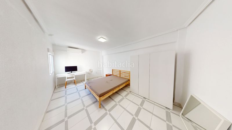 Foto 594c1428-8221-4d25-ba26-233421db62a2. Àtic a Carolinas Altas Alicante