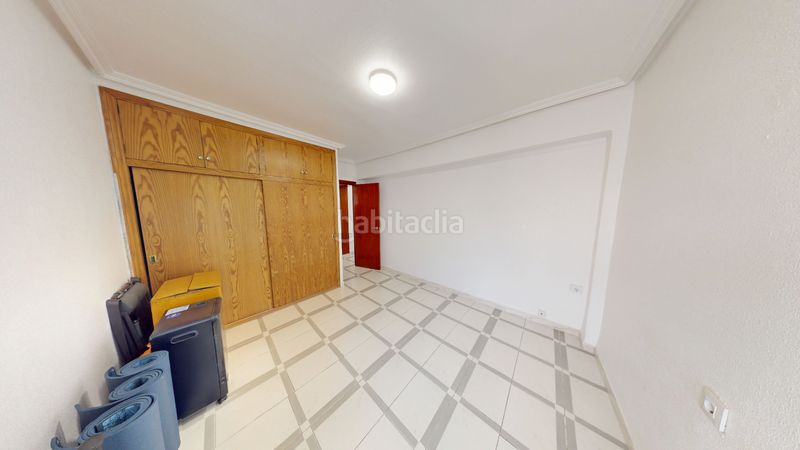 Foto 5b44c054-c628-4655-a572-9dc6c0fbd358. Àtic a Carolinas Altas Alicante