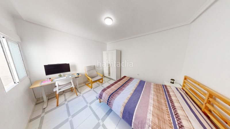 Foto 7a130e3b-50b7-4f70-9181-98954817bb79. Àtic a Carolinas Altas Alicante