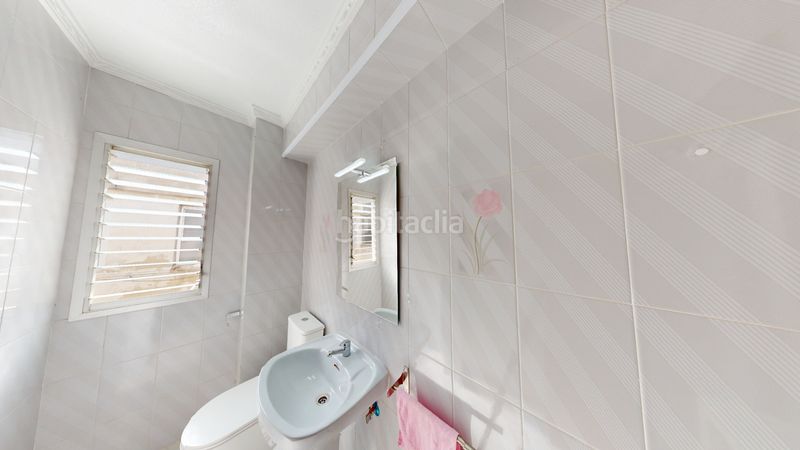 Foto c6d9c3ab-f0ae-4886-b109-a2adb5d290af. Àtic a Carolinas Altas Alicante