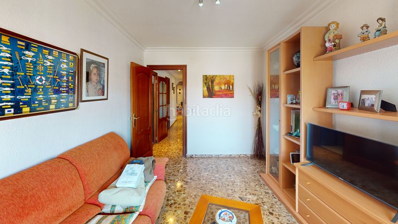 Foto c3ac8e6d-6882-4e67-842e-a7c5c057c770. Pis amb aparcament a Carolinas Altas Alicante