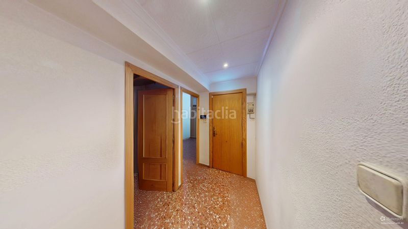 Foto a41e4bf0-12a7-4a29-b83c-0cbdd3b1fbc6. Pis a Carolinas Altas Alicante