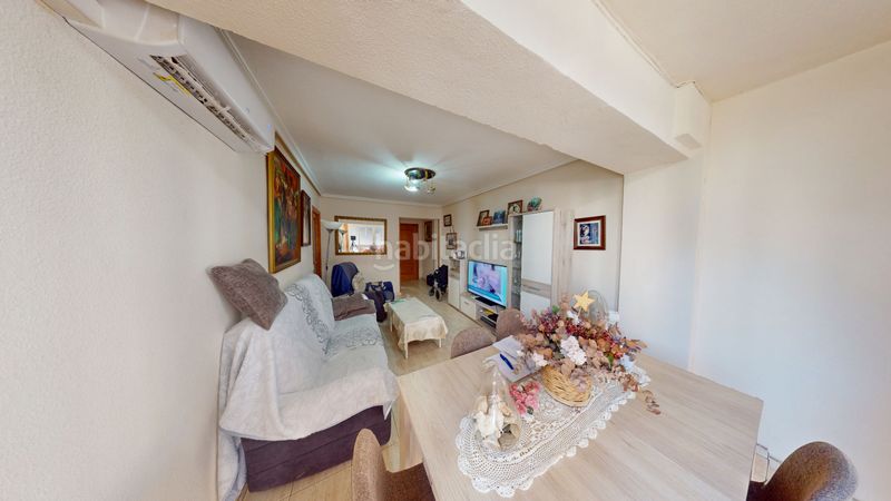 Foto 2d882a3d-778b-44b9-83f7-8a489b8ffb9d. Flat in Cuatrocientas Viviendas Alicante