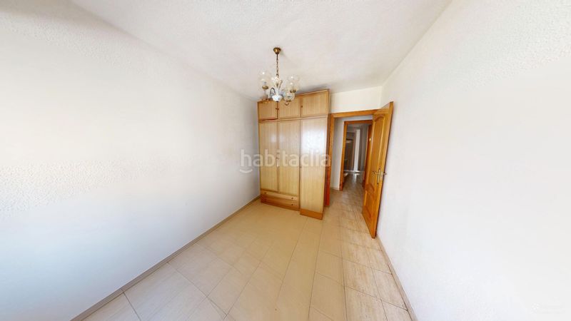 Foto a2d9c9e3-f2bb-4f9b-b195-0cc7fc42404b. Flat in Cuatrocientas Viviendas Alicante