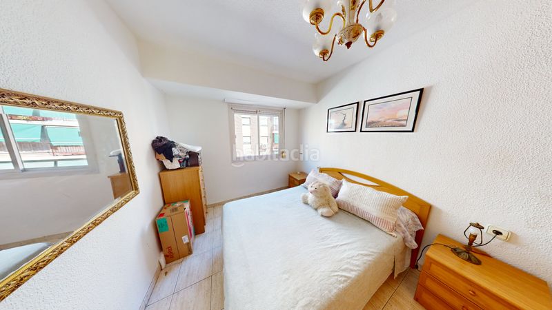 Foto d7fb0791-14bb-43c8-a249-47138185a420. Flat in Cuatrocientas Viviendas Alicante