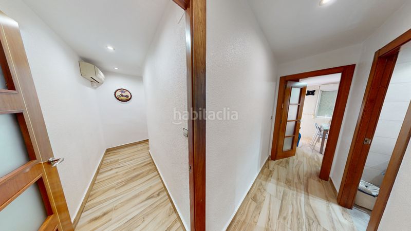 Foto f667f3c0-bcb5-4976-8ef1-f15823d8c2f6. Pis amb calefacció a Carolinas Altas Alicante