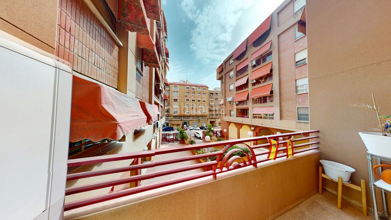 Foto 4f2adb25-c711-4789-95a2-7baf1b34342c. Pis a Carolinas Altas Alicante