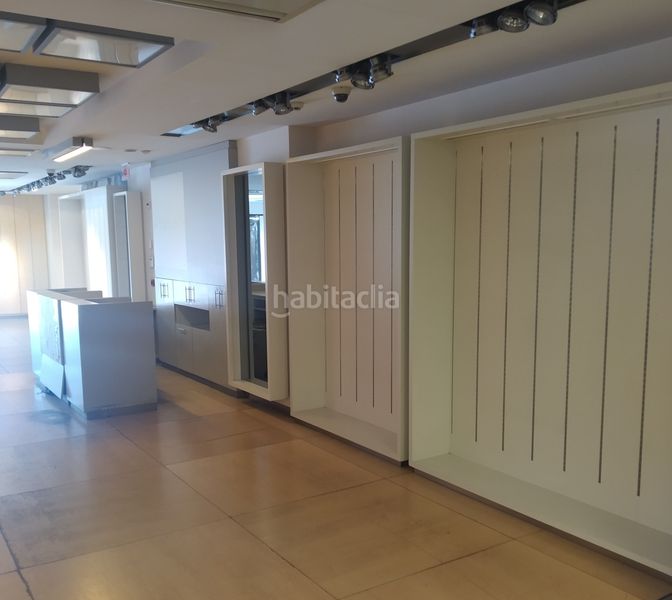 Foto 8cfdc0e2-0ad6-4b40-a709-a11fb55429b3. Lloguer local comercial a Zafra