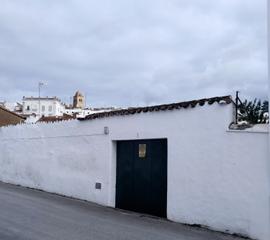 Terreny residencial a Jerez de los Caballeros. Solar zona rodeo. buena ubicación, 195 mt