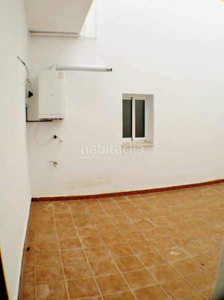 Foto eace9a07-ccc2-4e5f-8fe5-87af2f810975. Apartament amb calefacció a Zafra