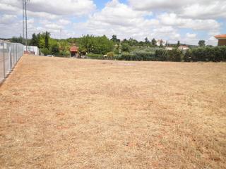 Terreny residencial  N/a. Parcela cerca de zafra. 4500 mt, pozo, vallada