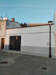 Local Comercial  Calle aguasantas. Local-garaje. amplio. posibilidades